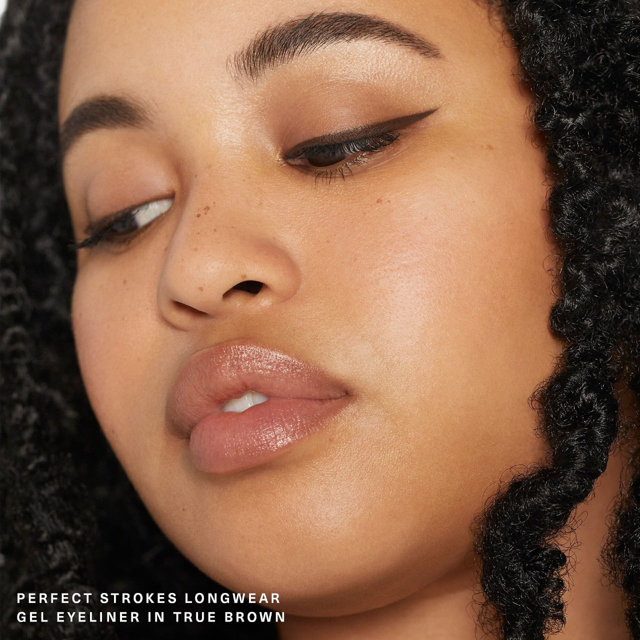 perfect-strokes-longwear-waterproof-gel-eyeliner